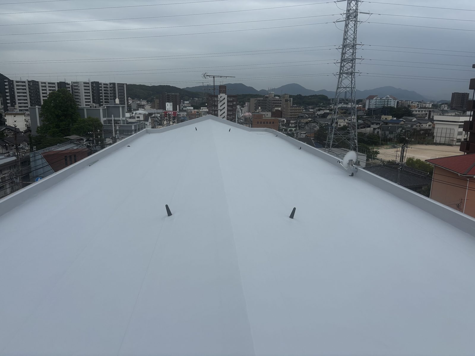施工後：新しく仕上がった防水屋上